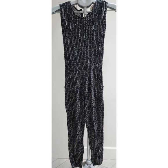 H&M Other - H & M Juniors Jumpsuit Size 10 NWOT